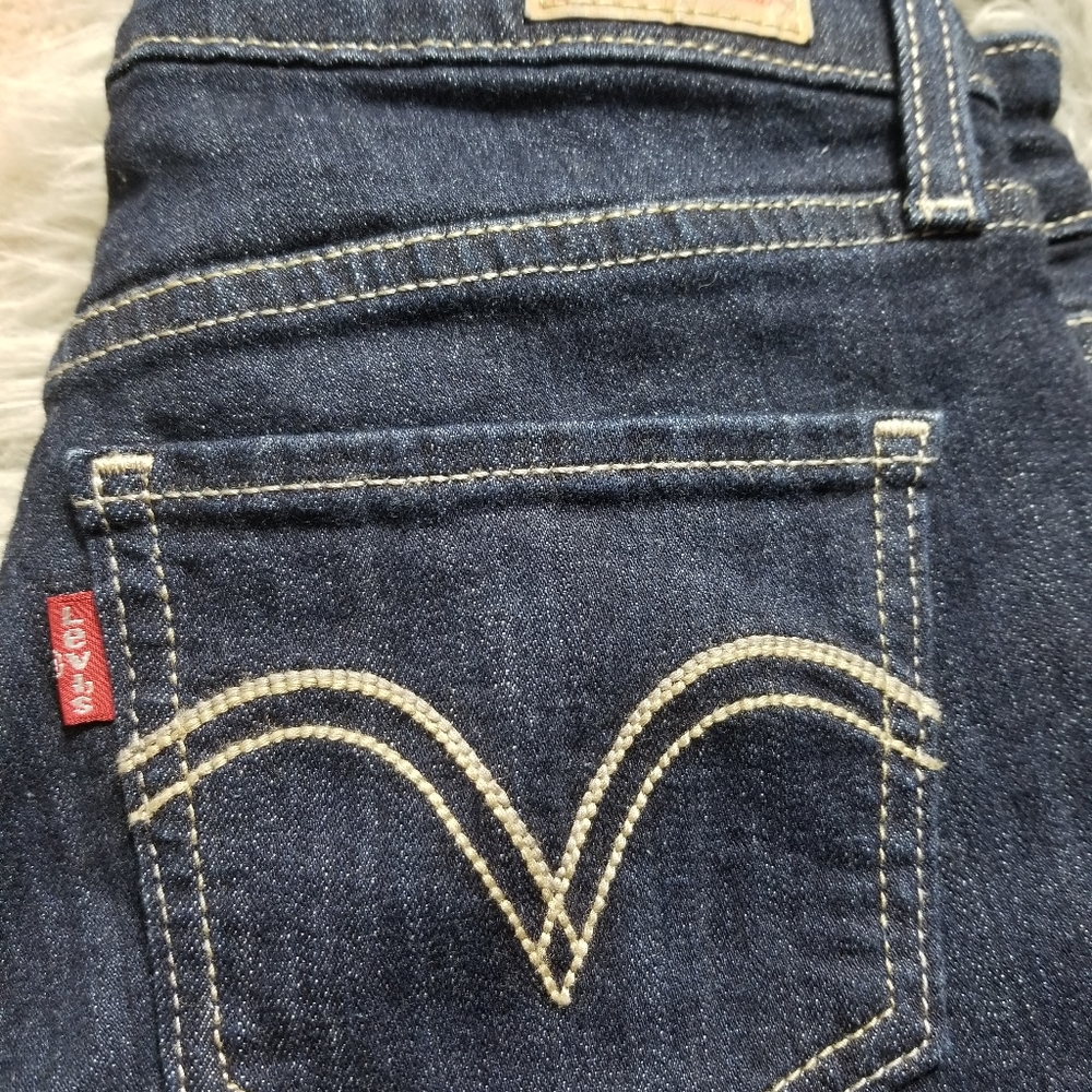 Levi's women Jean's,  size 1M. - Picture 5 of 7
